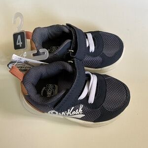 Boys Oshkosh shoes